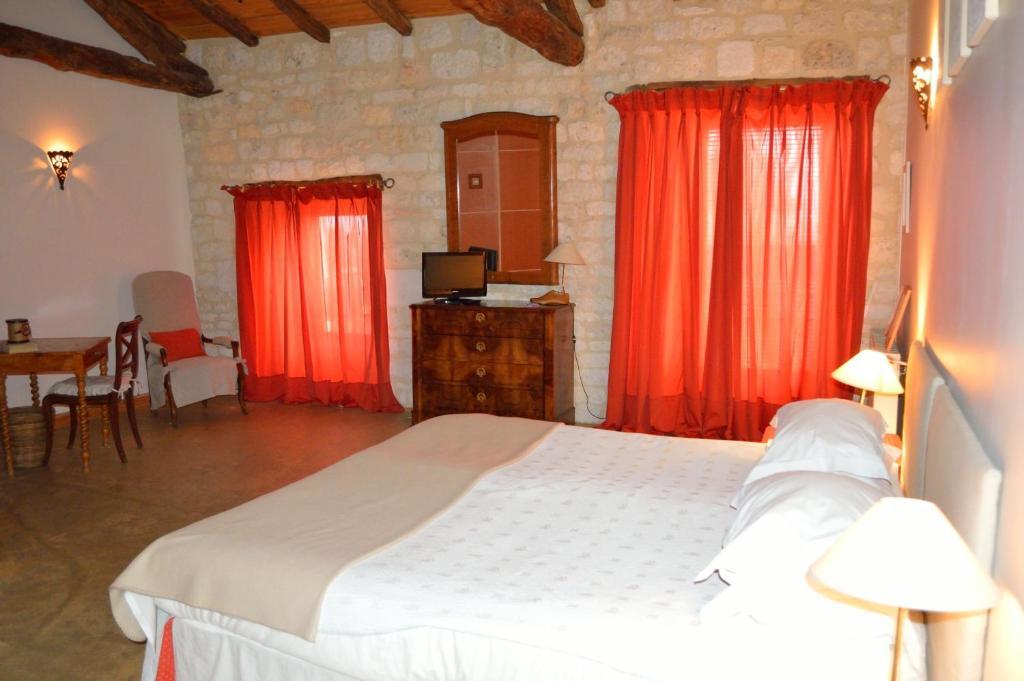 Les Vents Bleus Hotel Donnazac Phòng bức ảnh